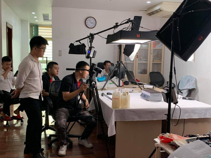 Công ty truyền thông tổ chức quay chụp sự kiện giá rẻ Hà Nội