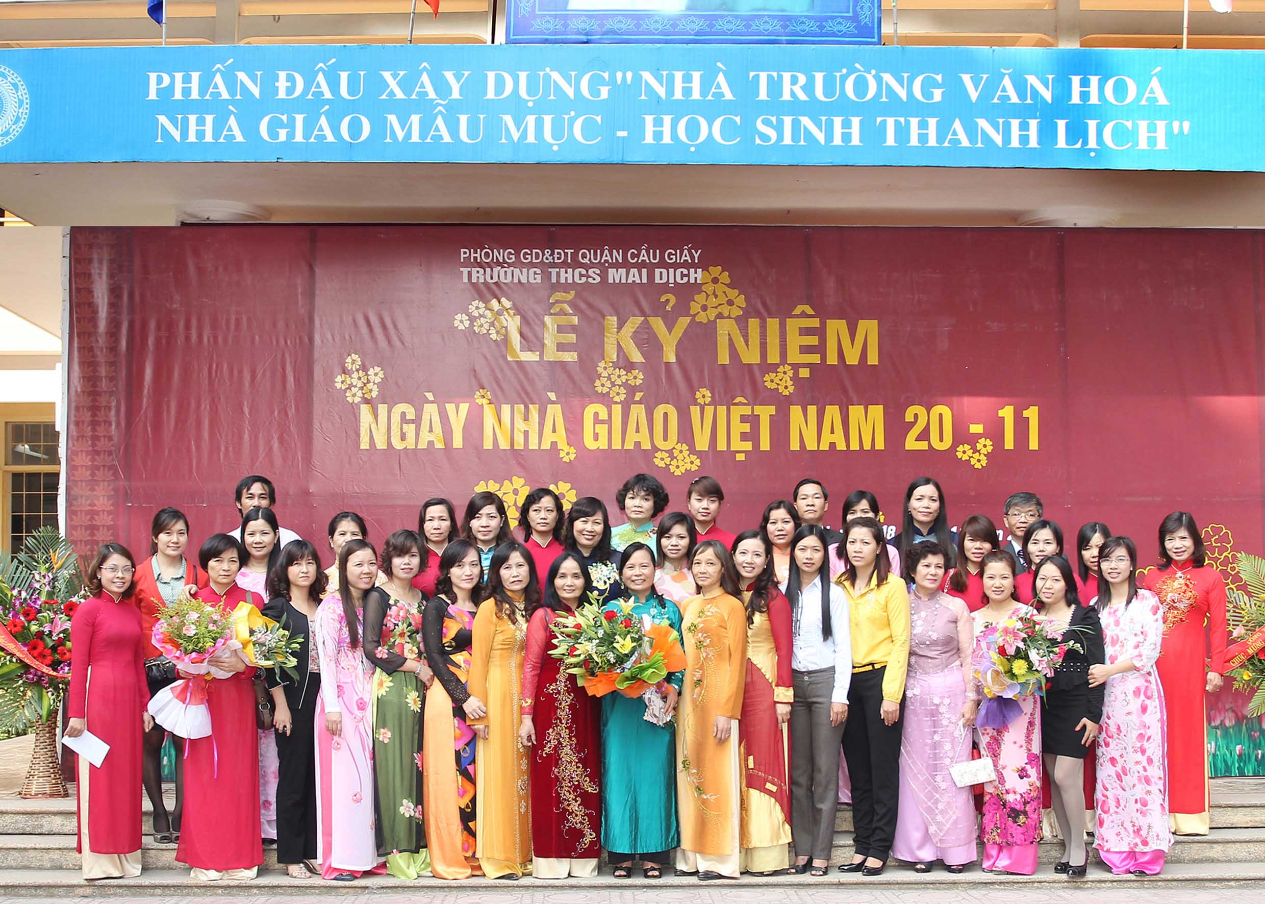 Dịch vụ chụp ảnh ngày nhà giáo Việt Nam