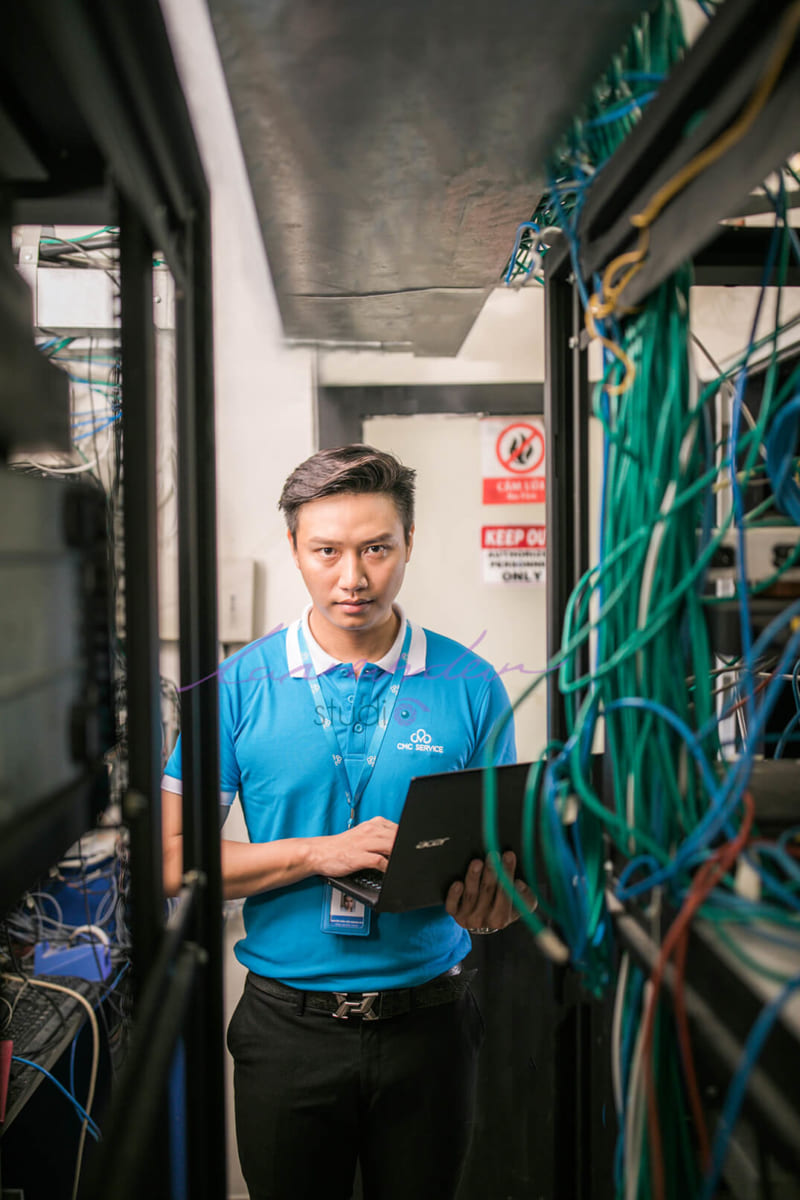 chụp ảnh doanh nghiệp CMC Service