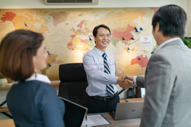 Chụp hình profile công ty ra khơi- doanh nghiệp tại TPHCM