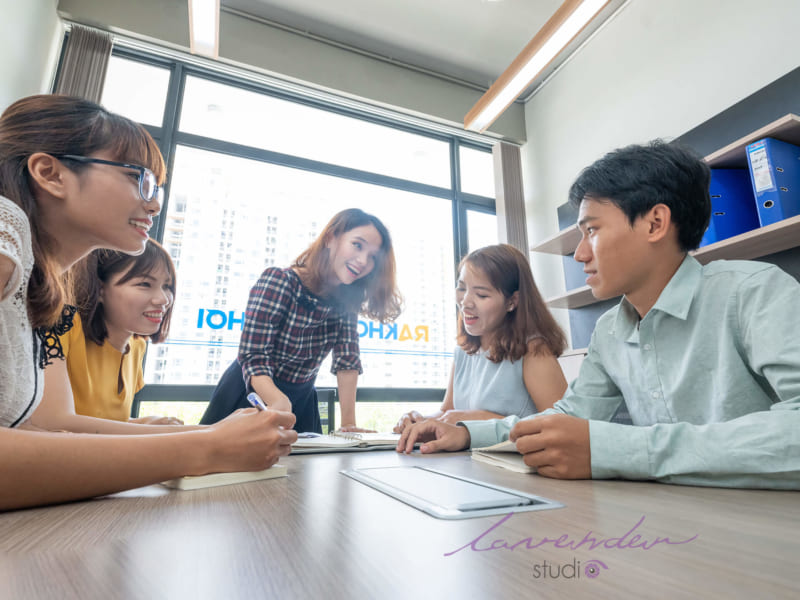 Chụp hình profile công ty ra khơi- doanh nghiệp tại TPHCM